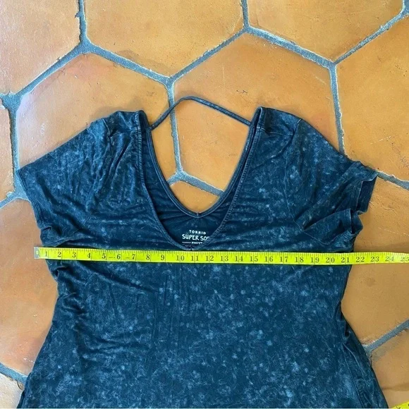Torrid Plus 2 2X Super Soft Knit Mini Trapeze Dress Gray Tie Dye Stretch Pockets - Picture 7 of 8